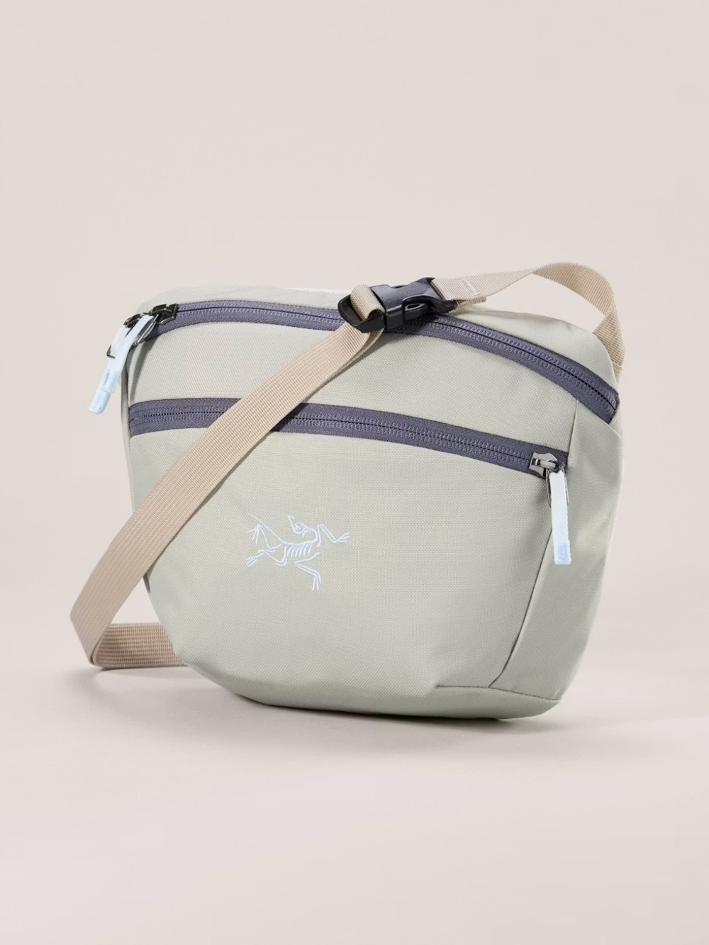 BNWT Arc’Teryx Mantis 2 Waist Pack - Picture 2 of 4